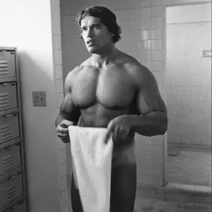 Arnold Schwarzenegger naked in Pumping Iron