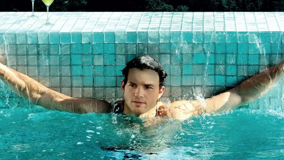 Ashton Kutcher sexy pool pic