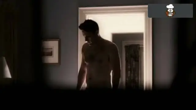 Ben-Affleck-Hollywoodland-Shirtless-Butt.mp4.