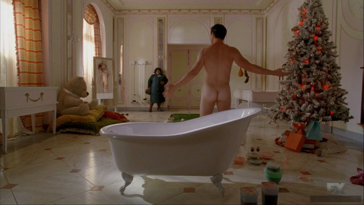 Finn wittrock naked