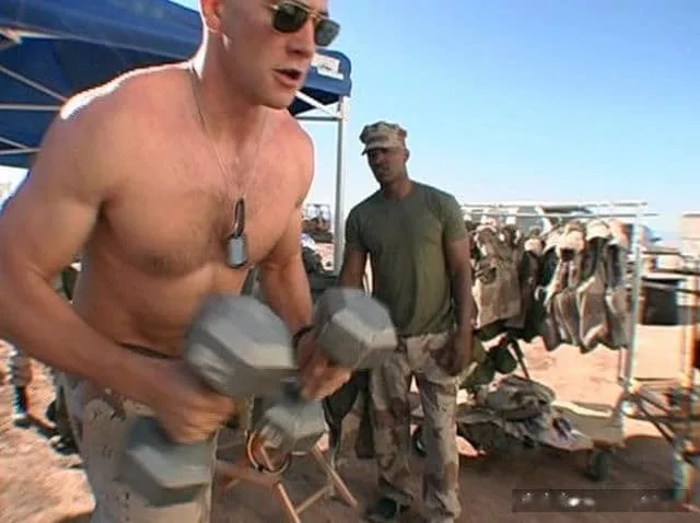 jake gyllenhaal naked body