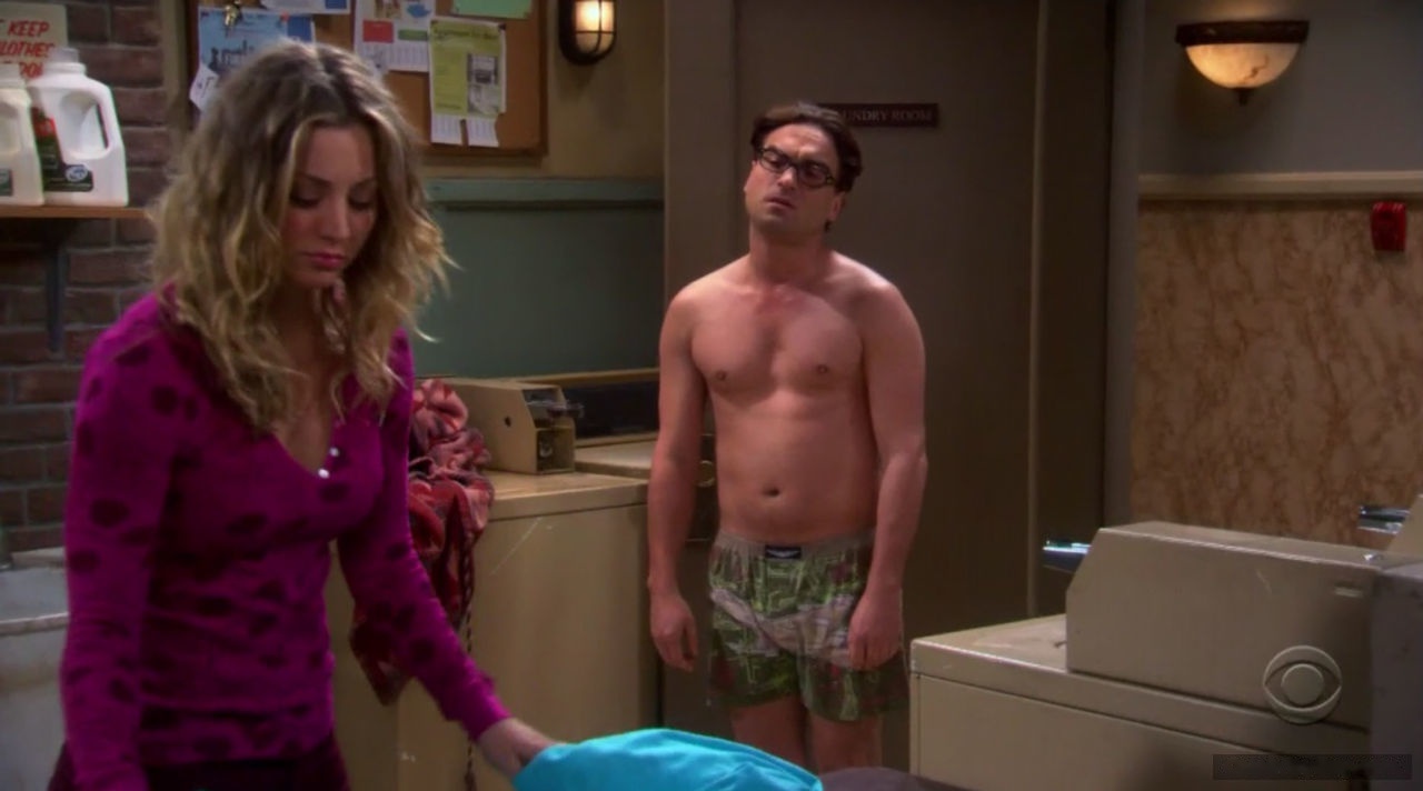 Johnny galecki bulge