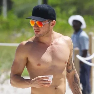EXCLUSIVE: Ryan Phillippe Naked + Private Leaks!
