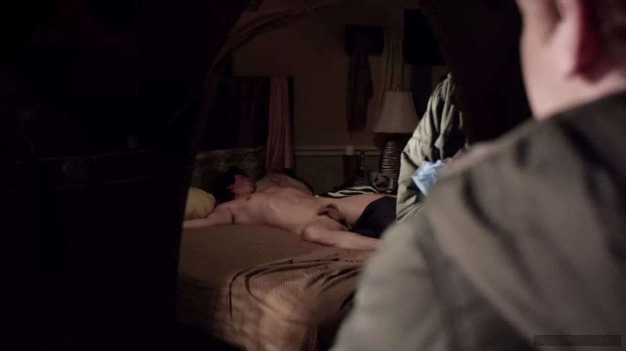 Steve Howey naked body