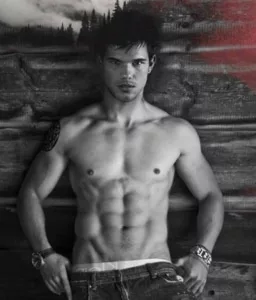 Taylor Lautner body