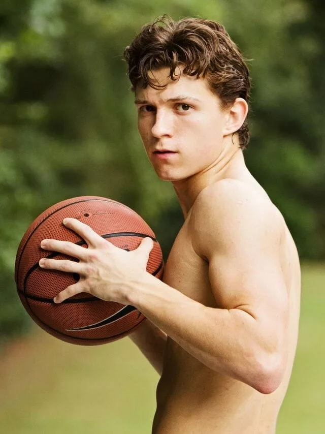 Tom Holland sexy naked