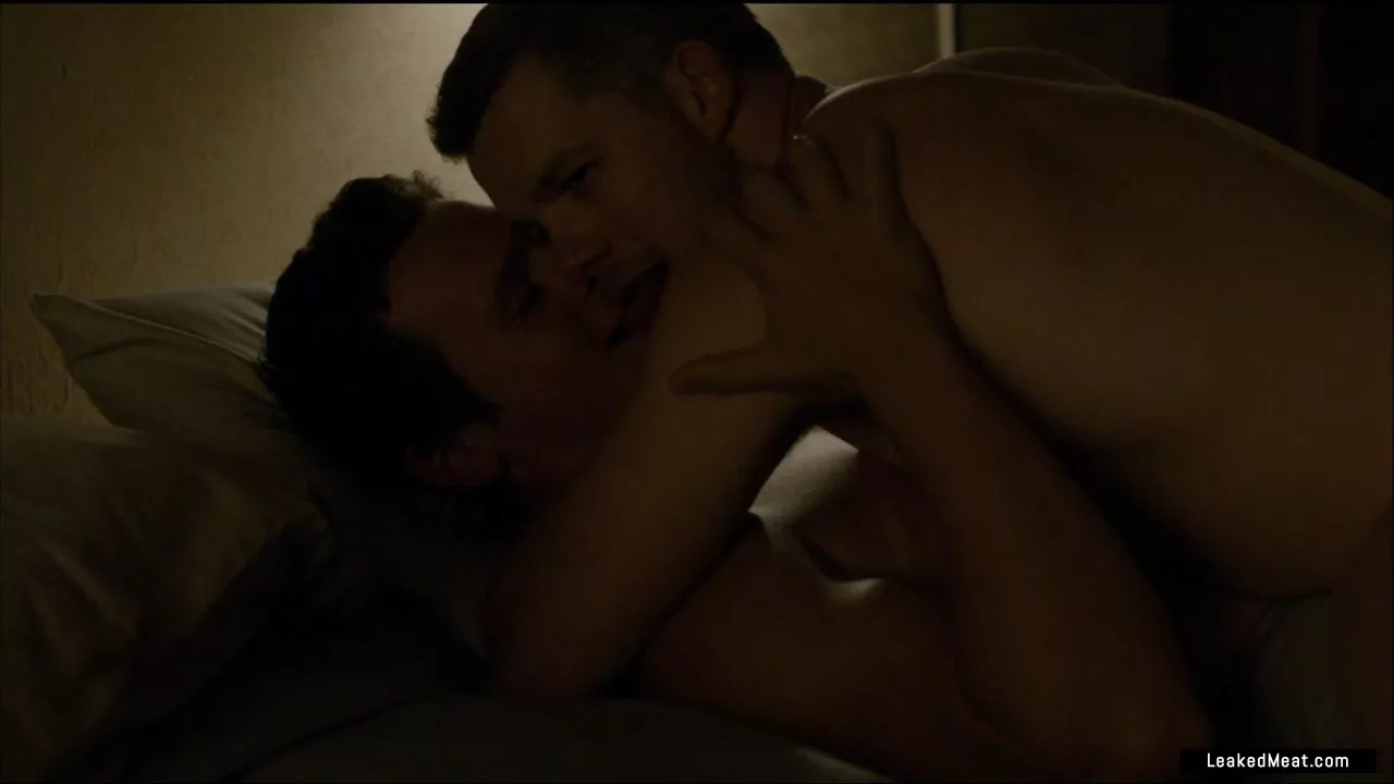 Russell Tovey stud