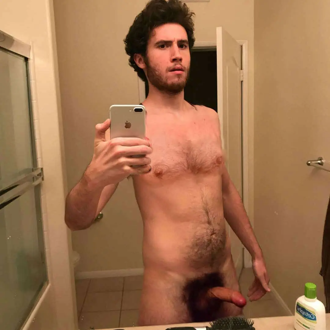Brandon Calvillo nude leaked pic