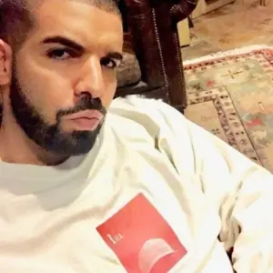 Drake hot as fuck
