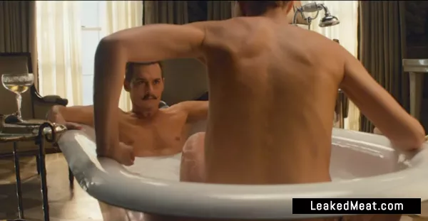 Johnny Depp naked tub