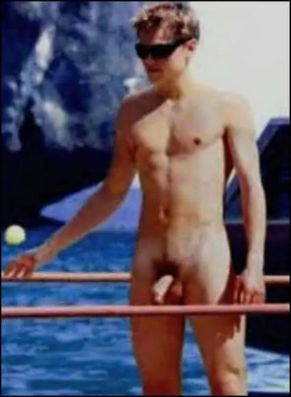 Leo Decaprio Nude