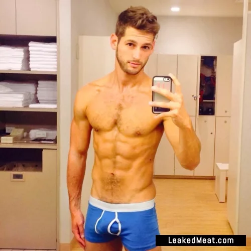 Max Emerson jerking off