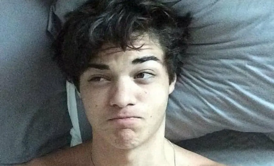 Noah Centineo selfie leaked