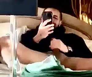 Drake jerking off in his private plane