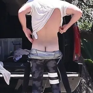 Liam Hemsworth naked ass