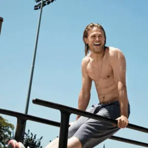 Charlie Hunnam muscles
