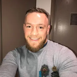 Conor McGregor clothed selfie