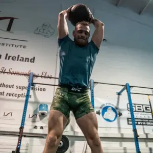Conor McGregor workout