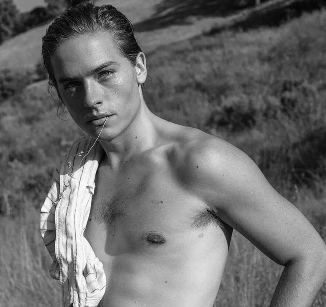 1080px x 1018px - Dylan Sprouse Nude Leaks Via Tumblr - UNCENSORED!