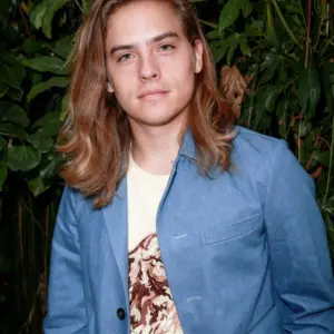 Dylan Sprouse sexy
