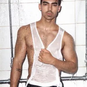 Joe Jonas hot body