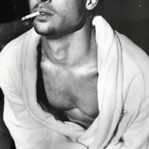 Brad Pitt cigarette hunk