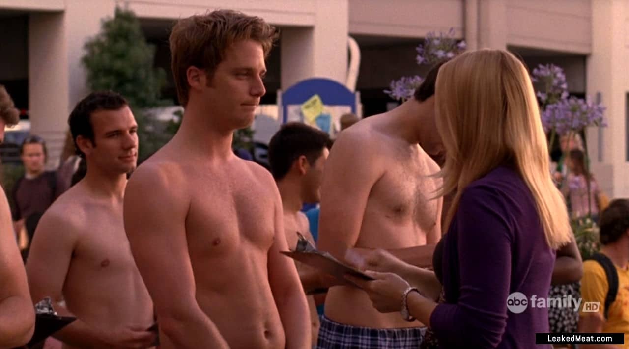 jake mcdorman shirtless