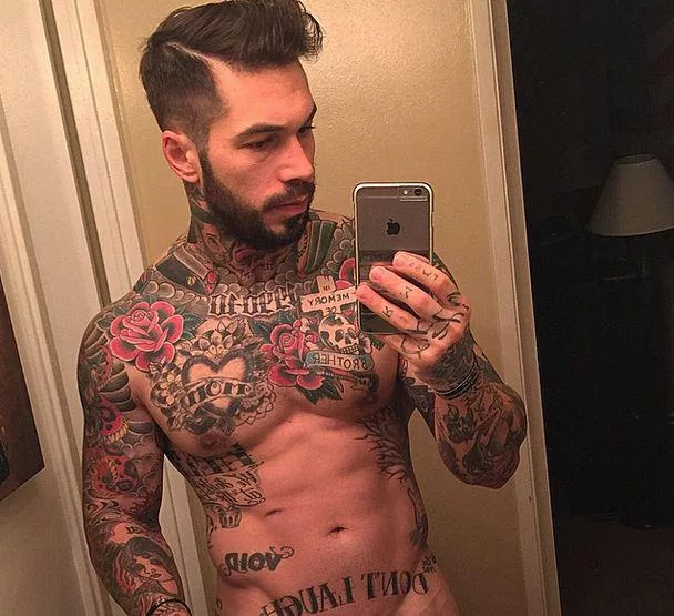 Alex Minsky Nude Pictures Leaked & Uncensored! 