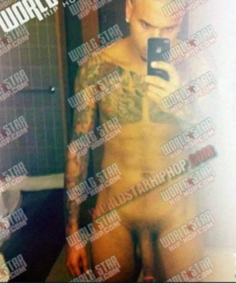 Chris Brown Nude.