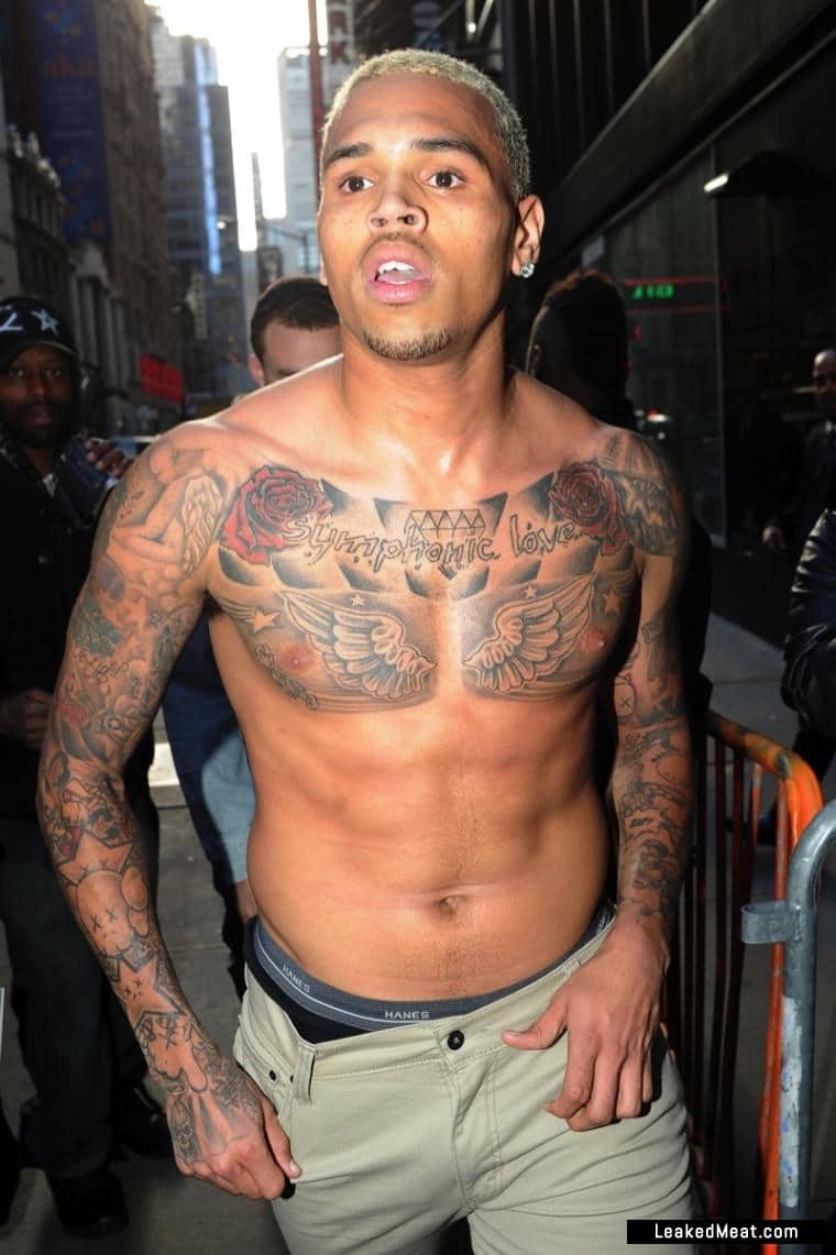 Chris Brown sexy