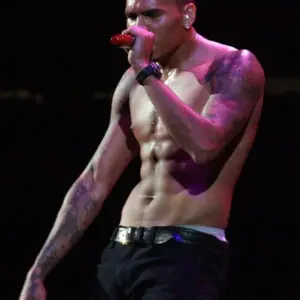 Chris Brown singing