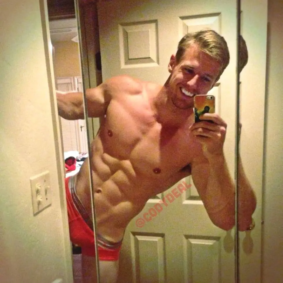 Cody Deal sexy selfie