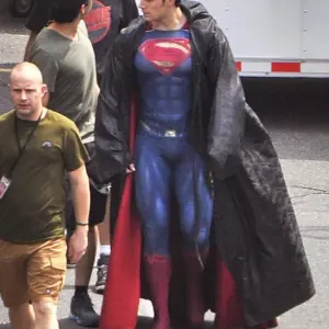Henry Cavill bulge in Superman costume