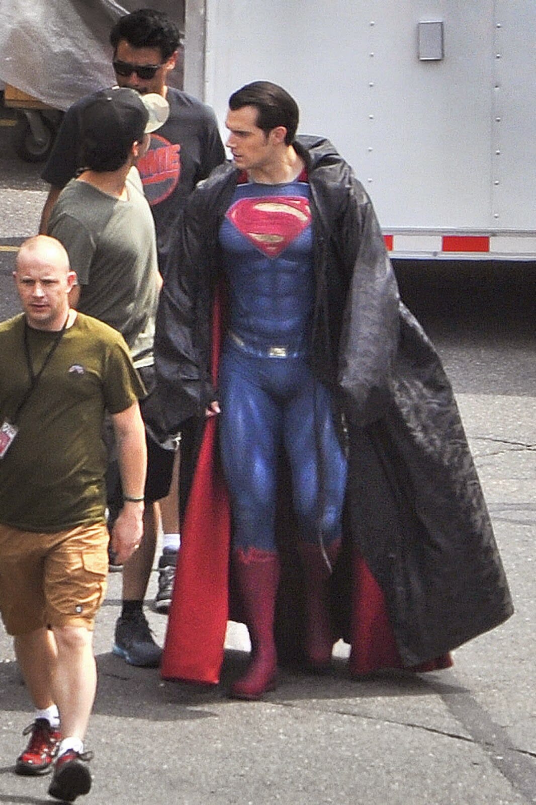 Henry Cavill bulge in Superman costume