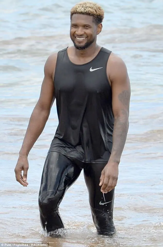 Usher hot bulge photo
