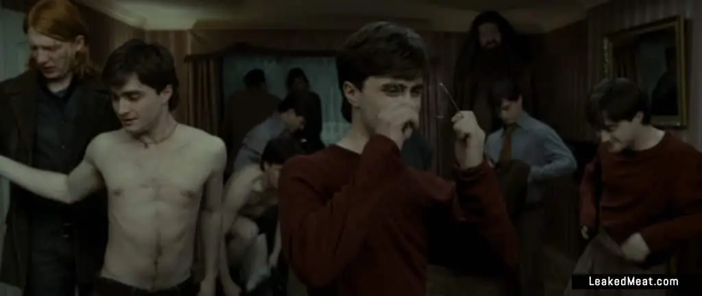 Daniel Radcliffe naked body