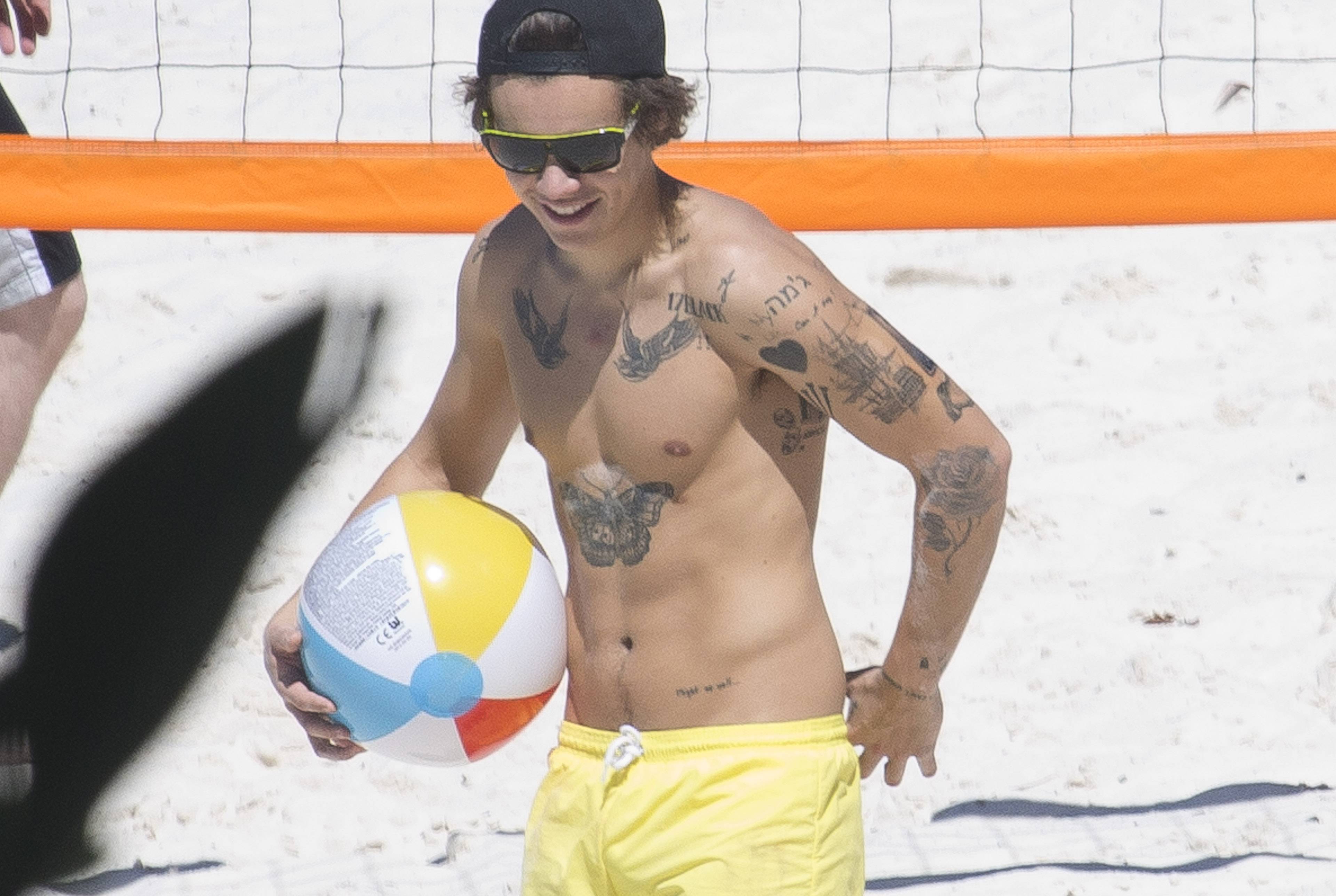 Harry Styles volleyball shirtless
