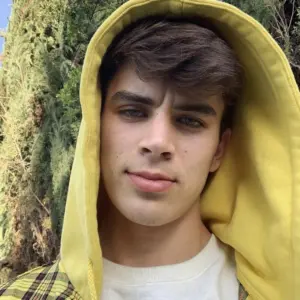 Hayes Grier hunk