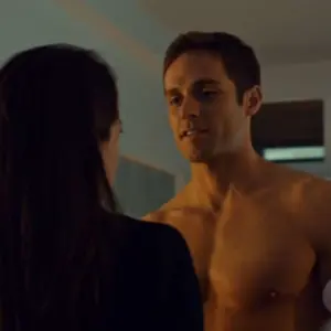 Dylan Bruce porno picture