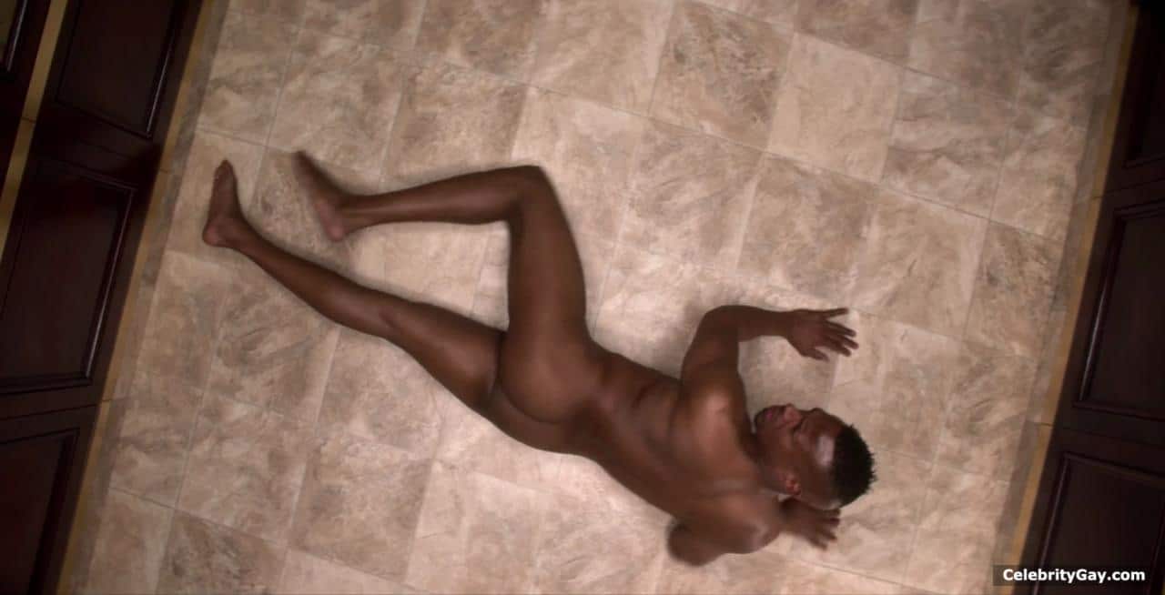 Marlon Wayans shirtless