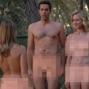Zachary Levi sexy nude