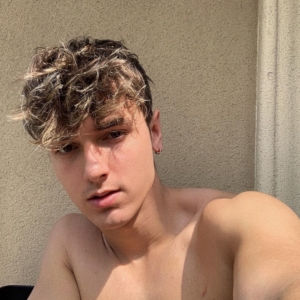 Bryce Hall Nude — see this sexy Youtuber exposed!