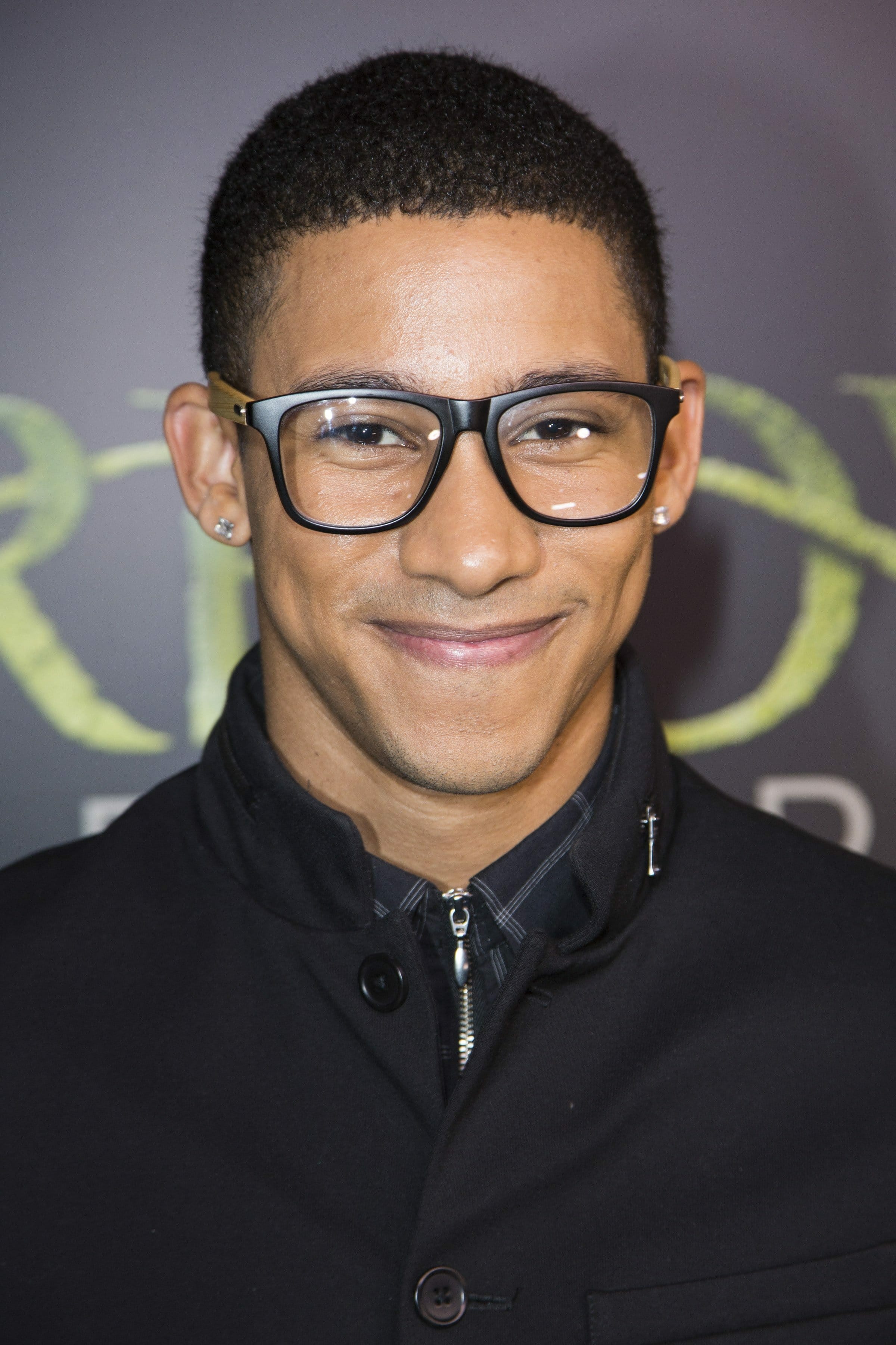 Keiynan Lonsdale big ass