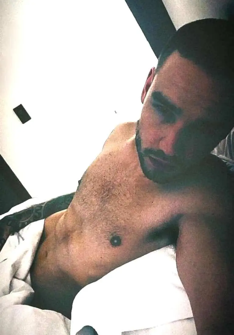 Liam Payne shirtless picture
