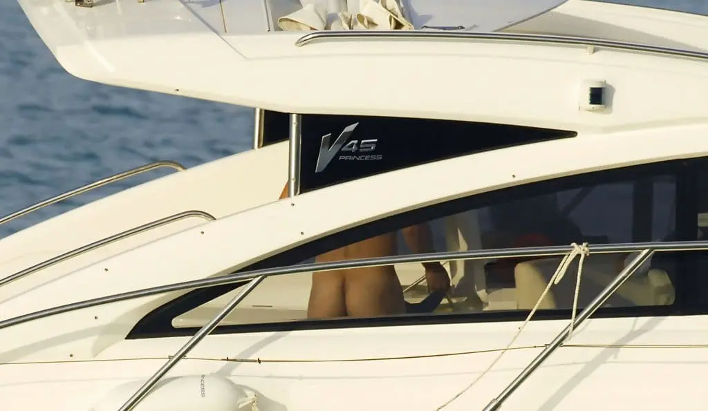 Rafael Nadal naked butt boat paparazzi
