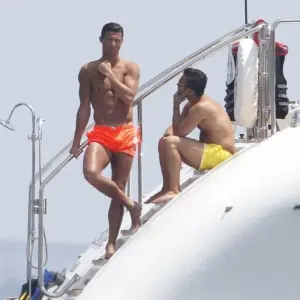 Cristiano Ronaldo sexy naked