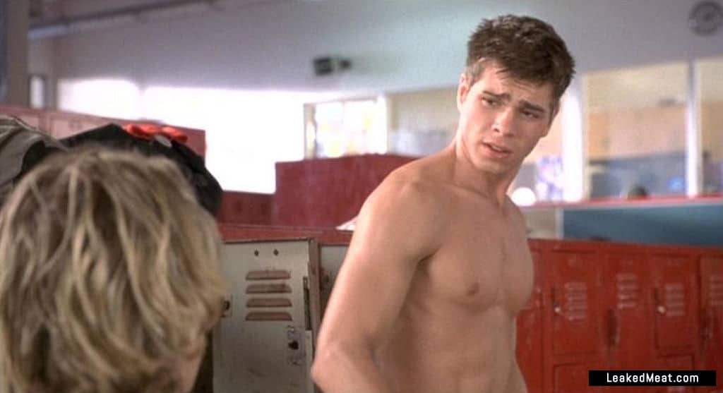 Matthew Lawrence sexy nude picture