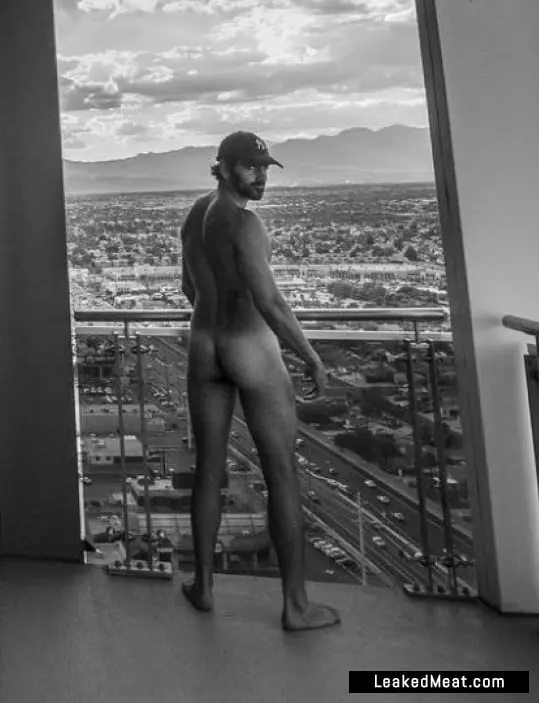 Nyle DiMarco butt