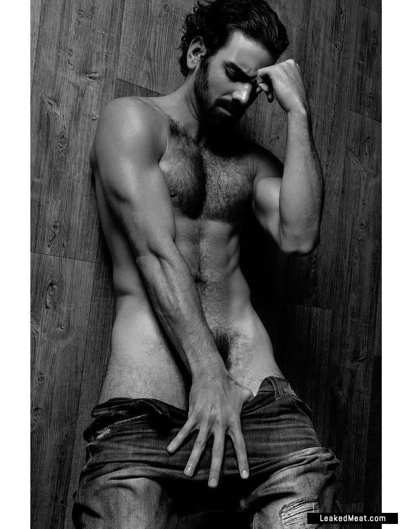 Nyle DiMarco naked