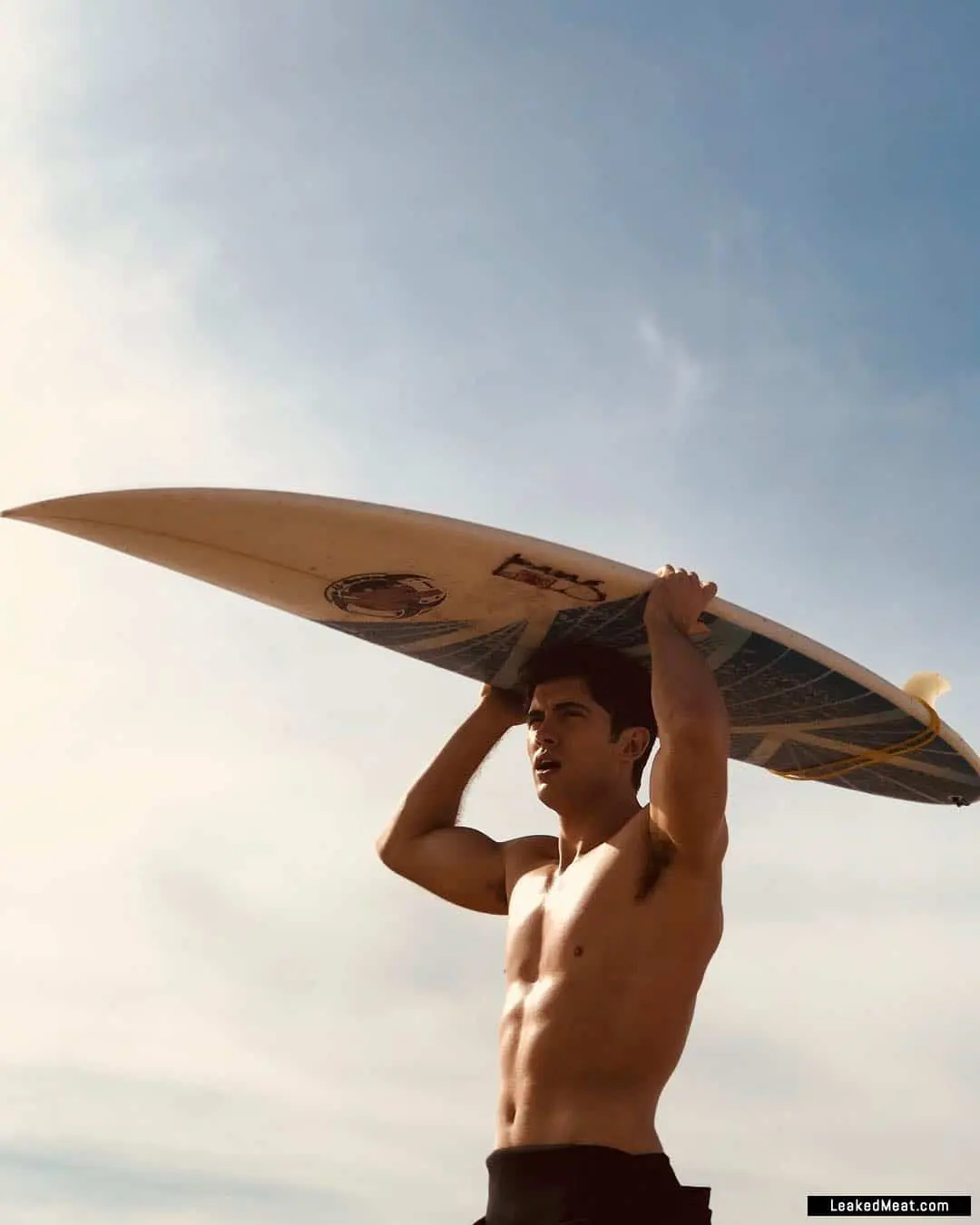 Carter Jenkins sexy surfer